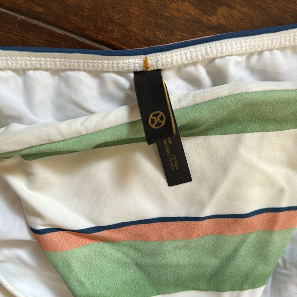 Bikini MediuM NWOT - Picture 3 of 6